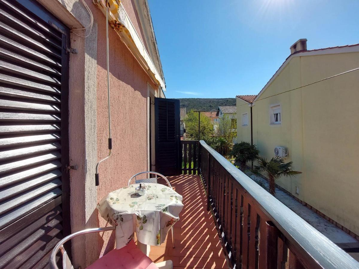 Apartment And Room Marica Punat Exterior foto