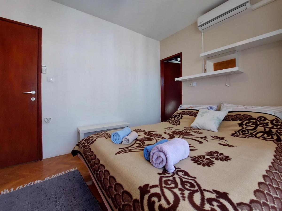 Apartment And Room Marica Punat Exterior foto
